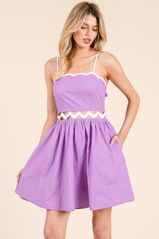 Purple Scallop Detail Wave Lace Mini Dress