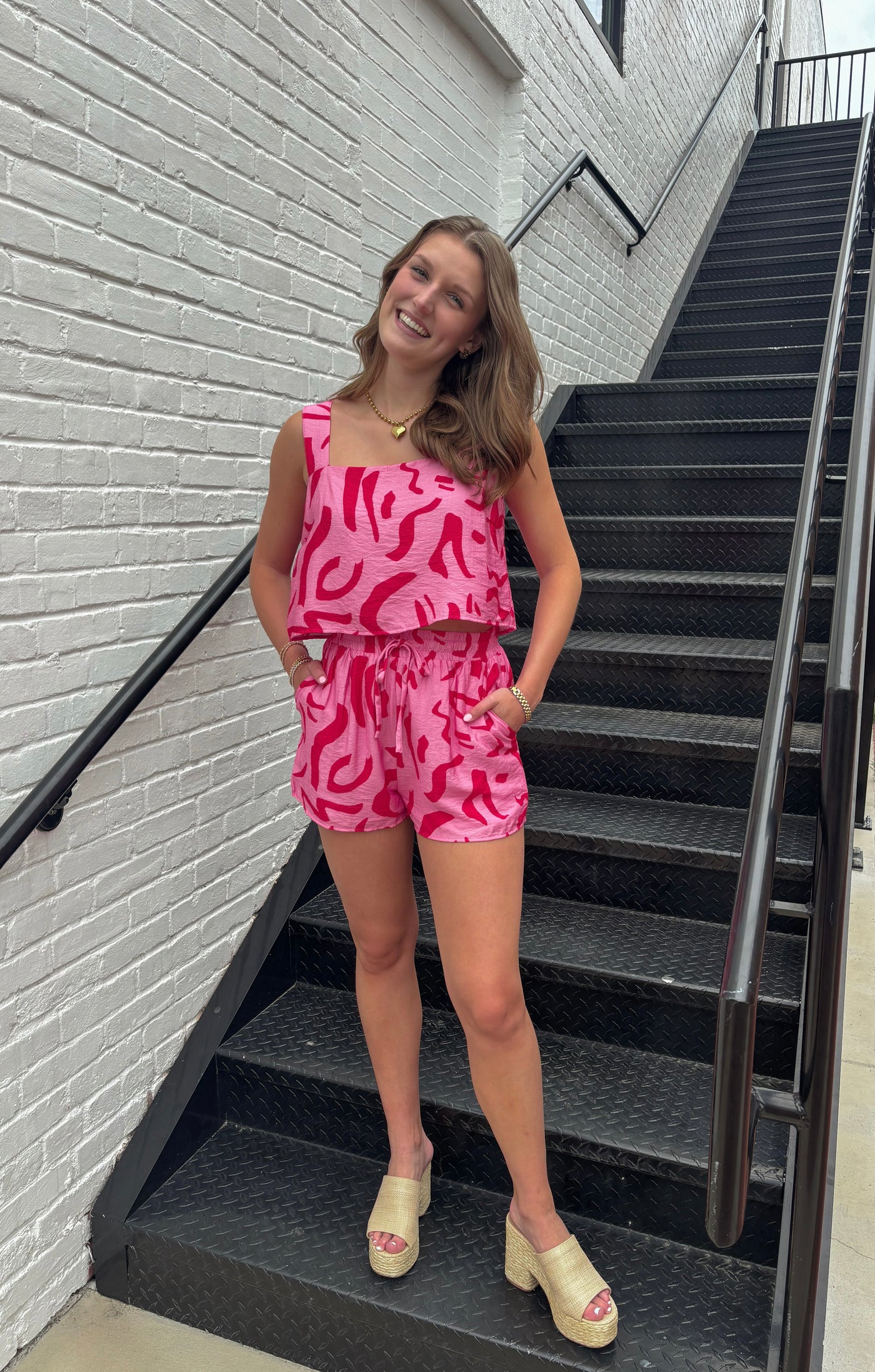 Abstract Pink and Red Set