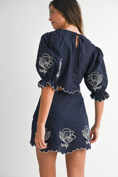 Scalloped Hem Embroidered Skirt Set