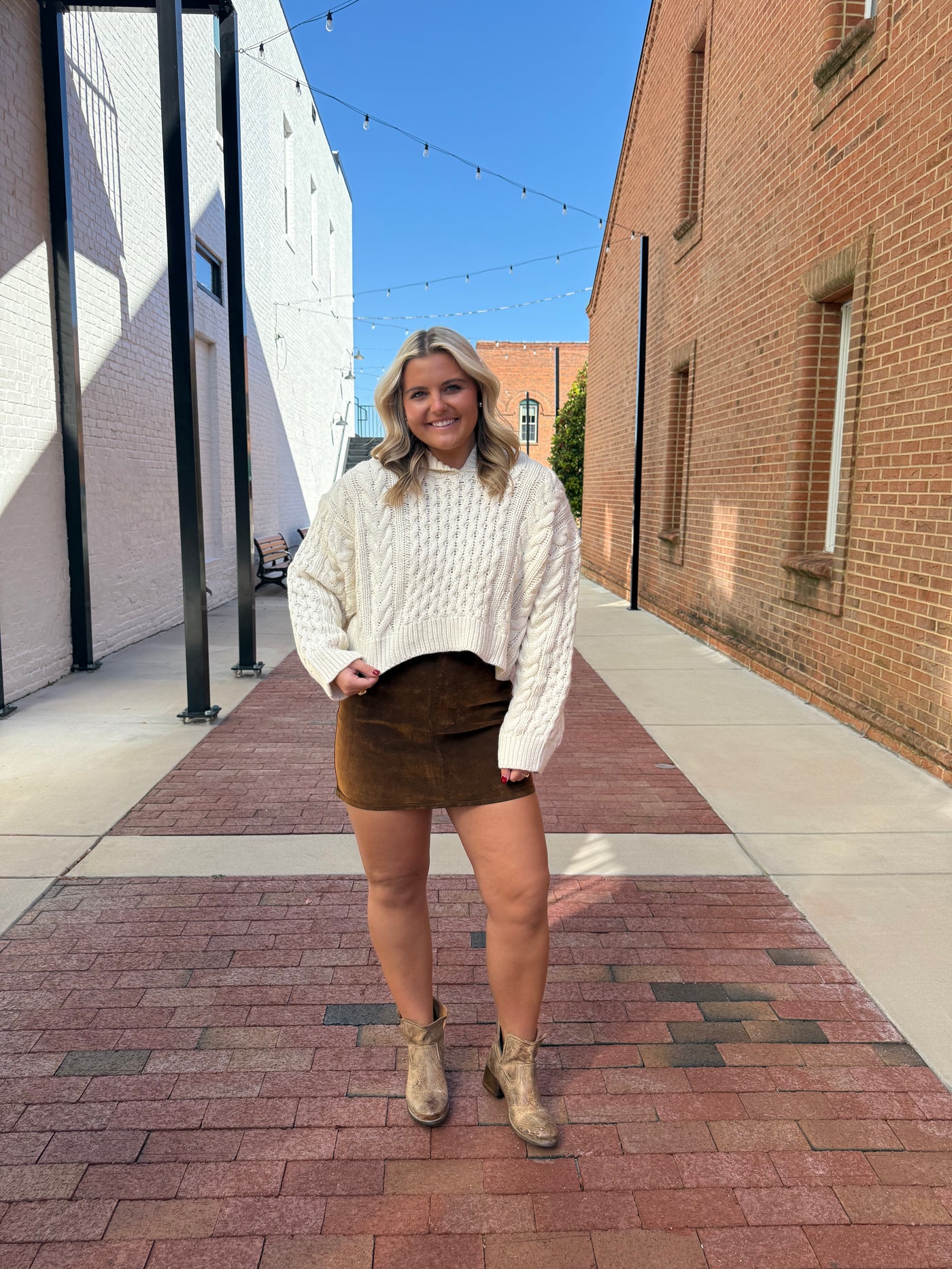 Cropped Cable Knit Hoodie Sweater- Cream