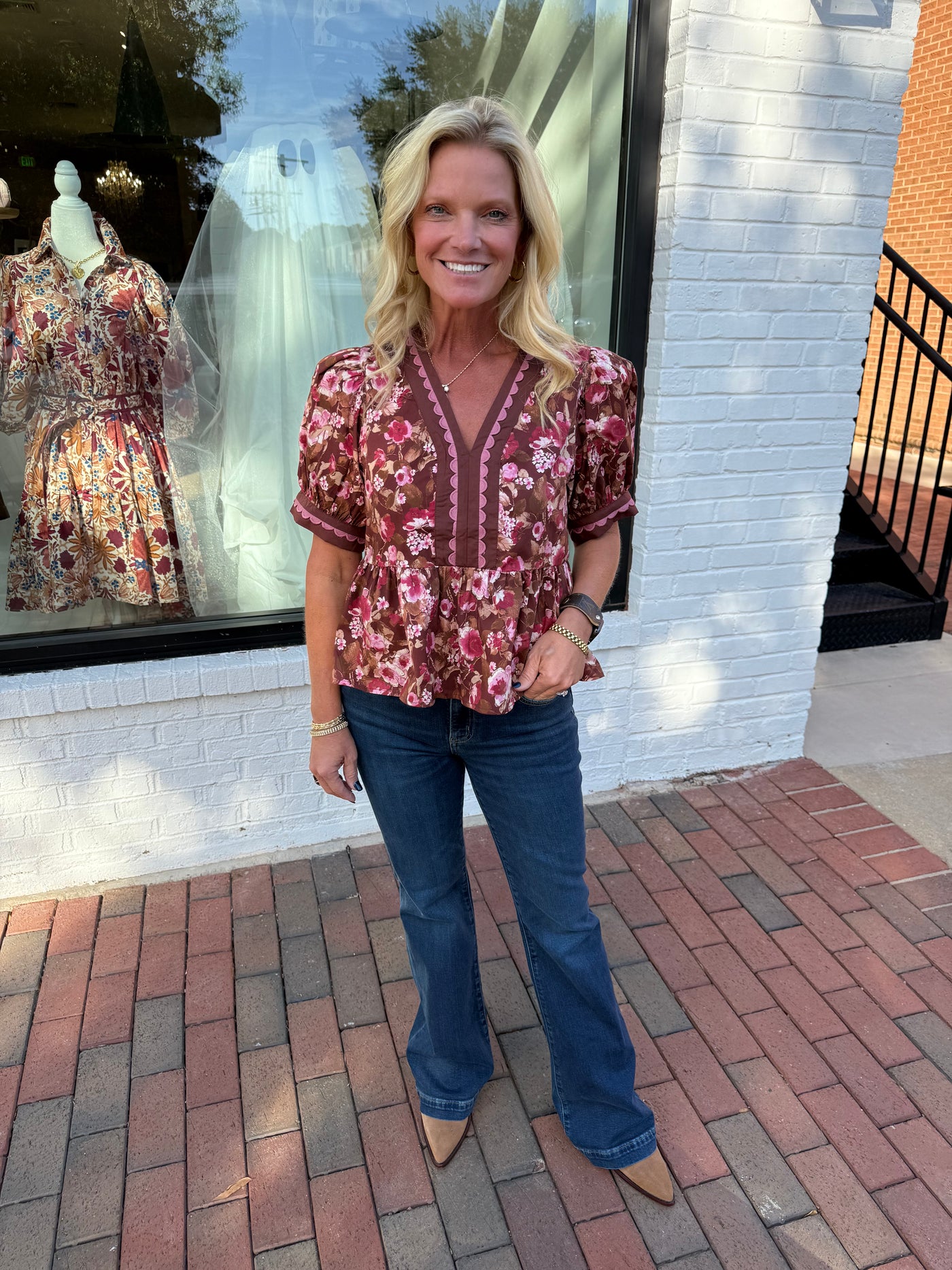Brown Floral Scallop Detail Top