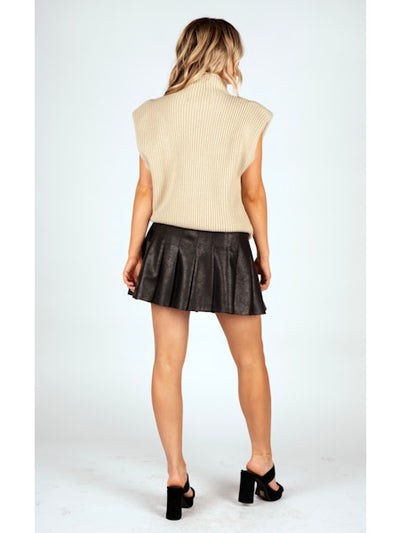 Ellis Black Skort