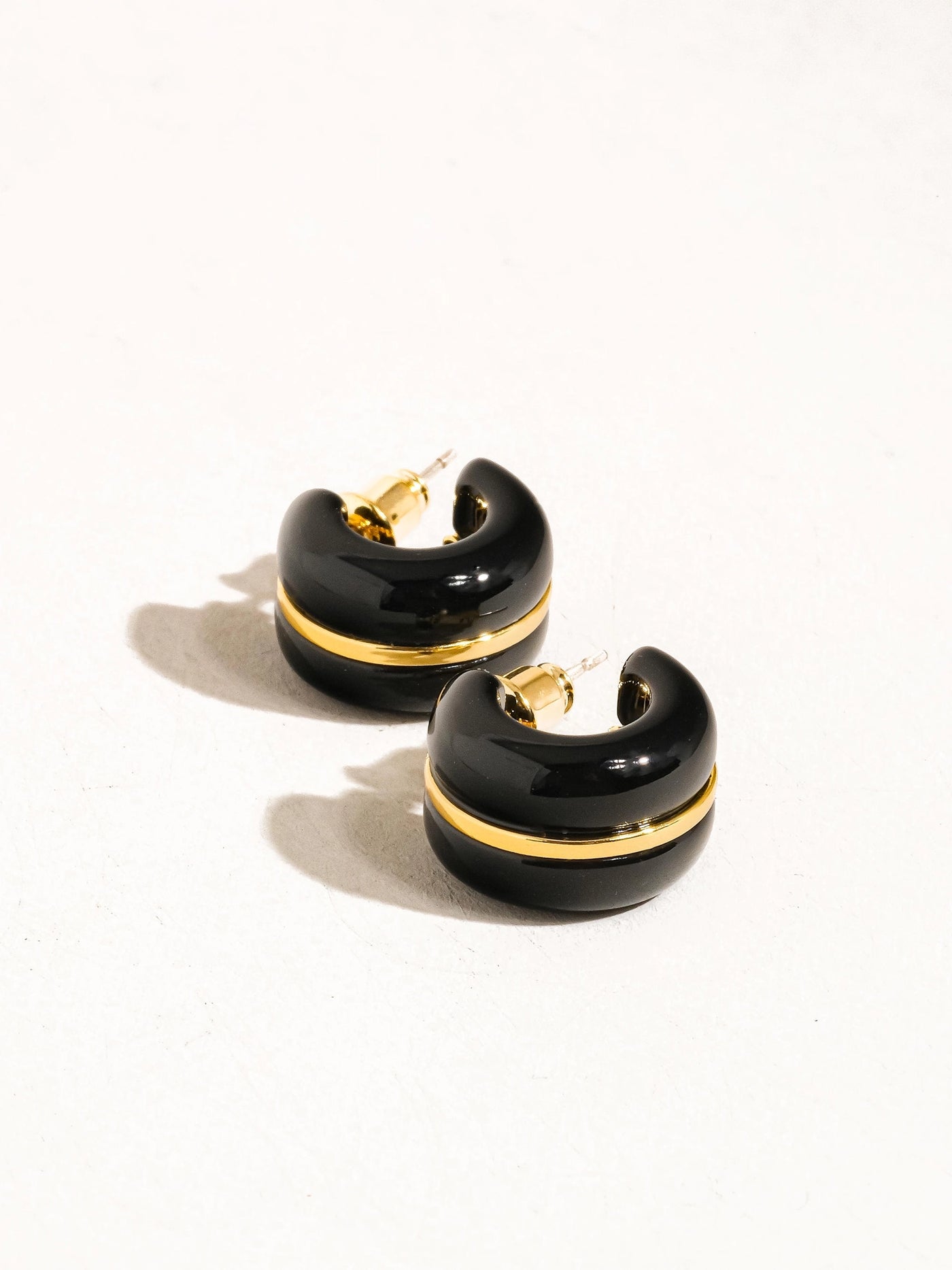 Arlo 18K Gold Small Hoop Earring