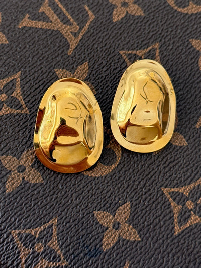 Lisa Earrings by ChanSuttPearls