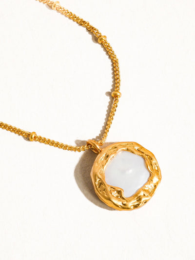 Lydia 18k Vintage Gold Pearl Necklace