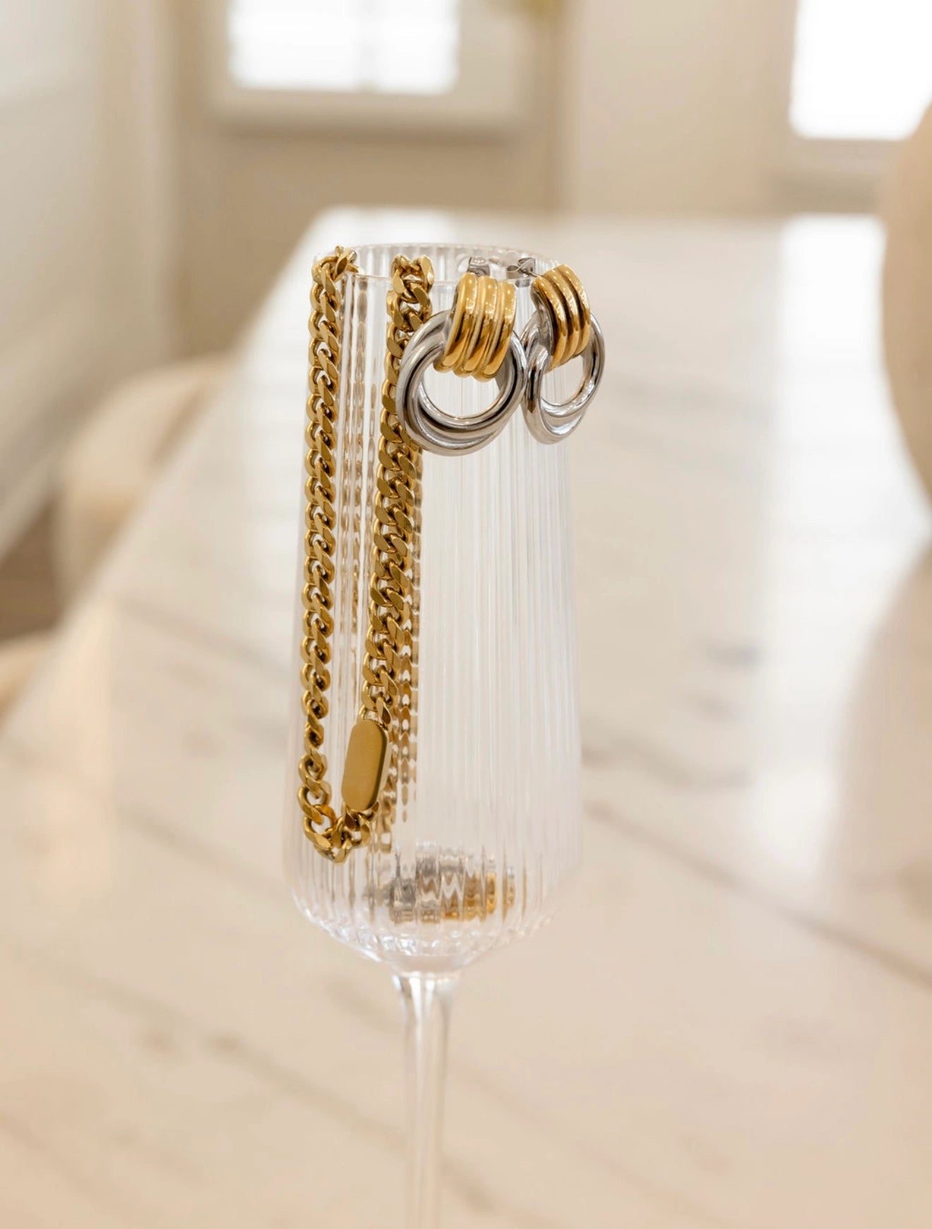 Harper Earring by Chansuttpearls