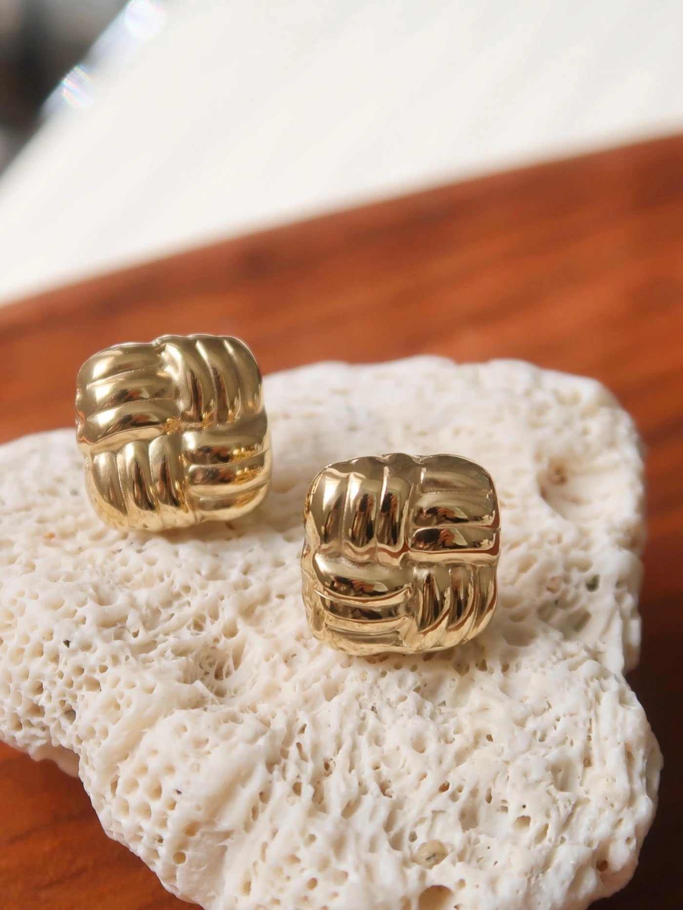 Luella 18K Gold Non-Tarnish Textured Knot Stud Earring