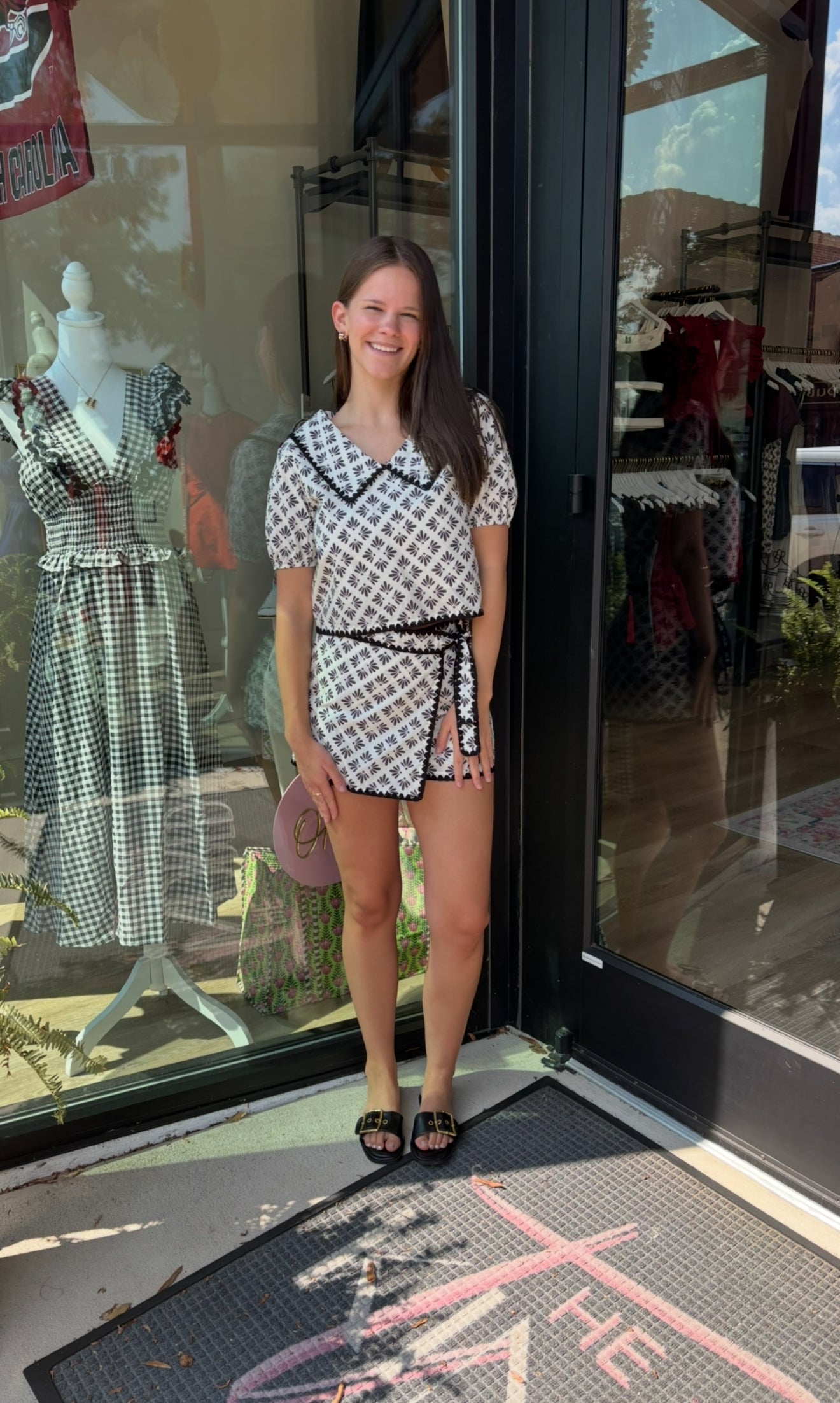 Cream and Black Bold Print Contrast Trim Skort
