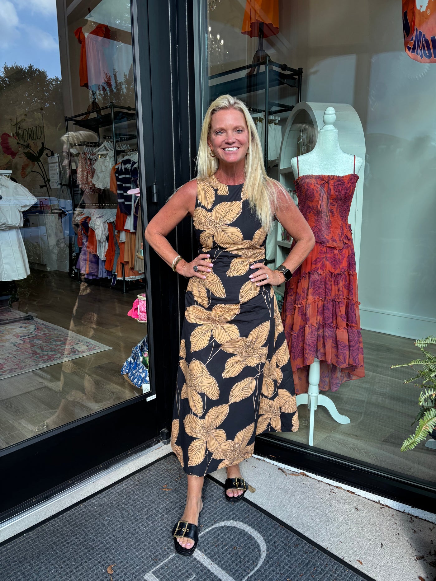 Bold Floral Print High Crew Neck Midi Dress