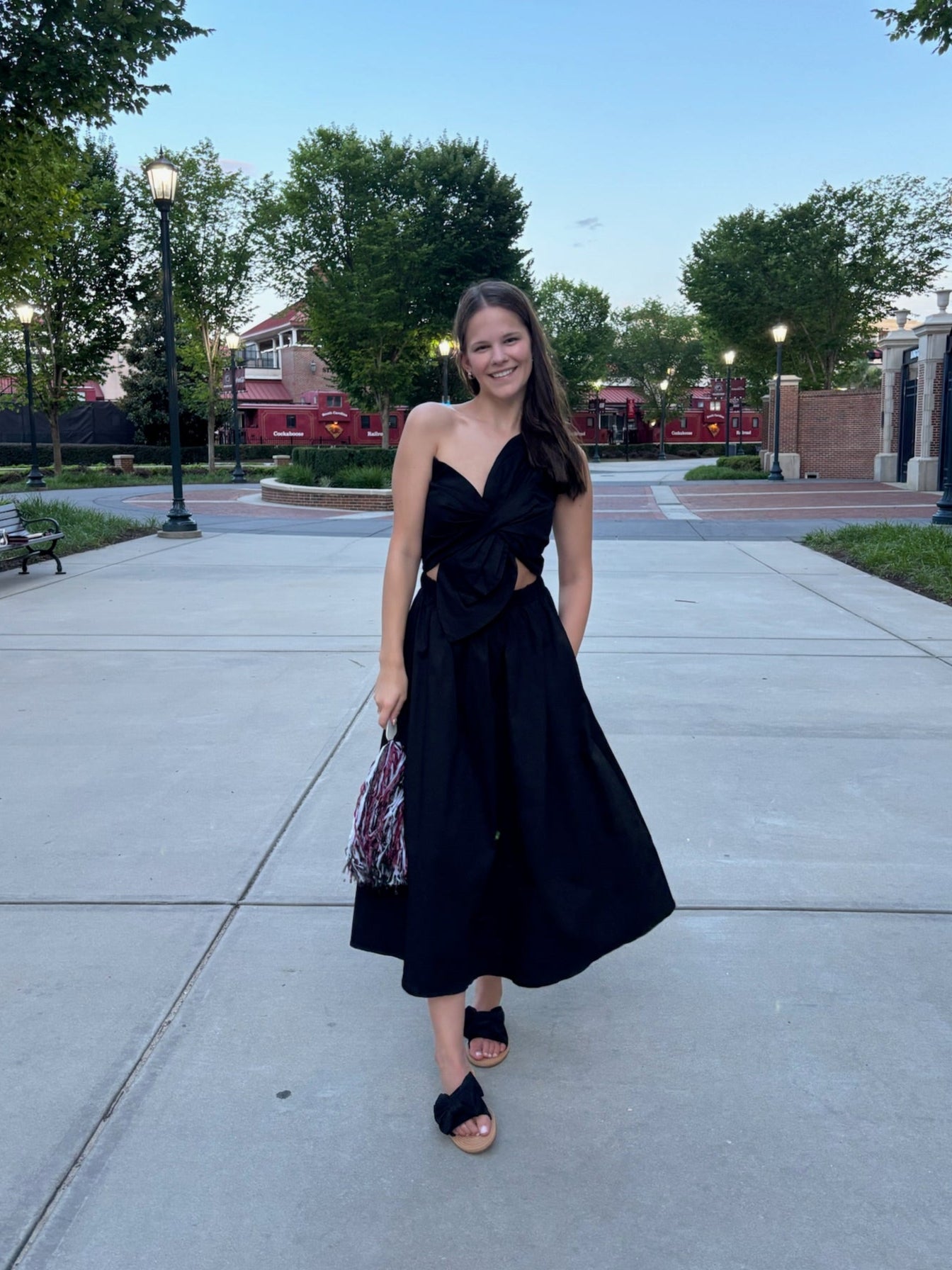 Knotted Bow Dress- Black