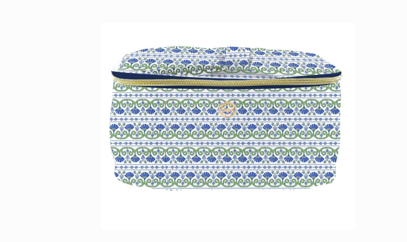 Kiss & Makeup Cosmetic Bag