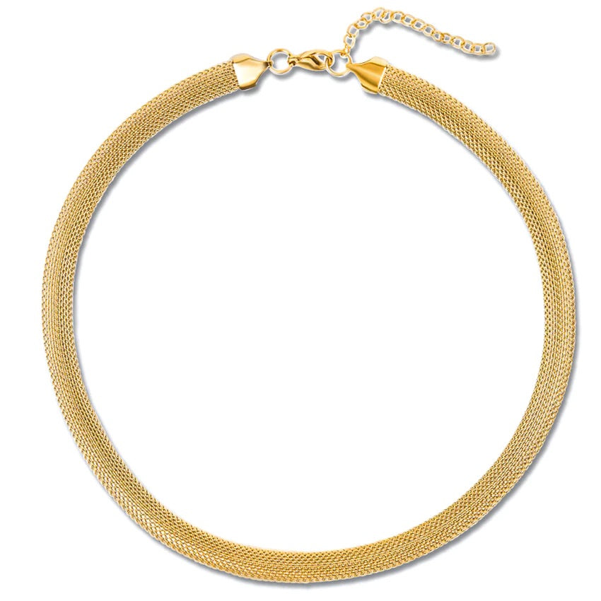Della Mesh Chain Necklace